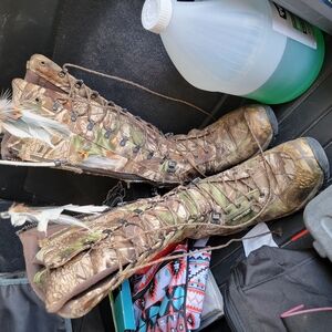 GORE-TEX Brown and Green Outdoor Boots